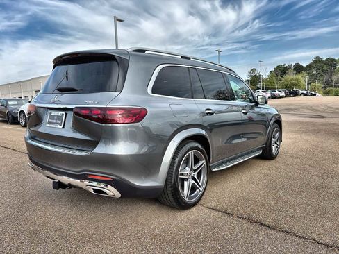 New 2026 Mercedes-Benz GLS 450 4MATIC image 8