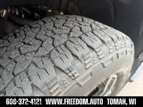 Used 2025 Chevrolet Silverado 2500 LT w/ Trail Boss Package AWD/4WD image 27