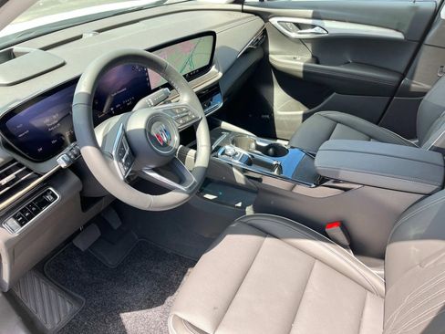 New 2025 Buick Envision Avenir image 22