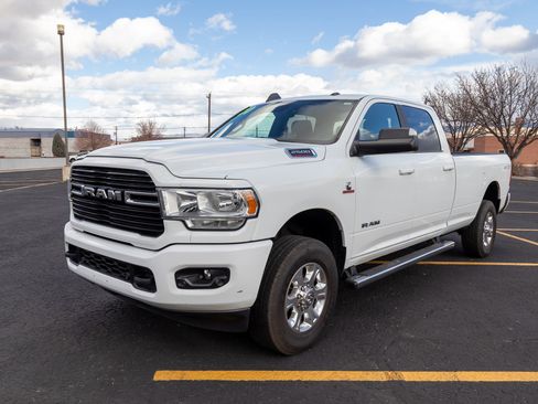 Used 2020 RAM 2500 Big Horn w/ Level 1 Equipment Group image 8