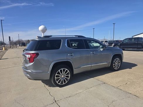 Used 2023 GMC Acadia Denali w/ Denali Technology Package image 23