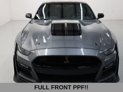 Used 2022 Ford Mustang Shelby GT500 w/ Carbon Fiber Track Pack RWD image 5