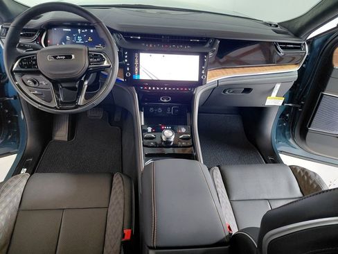 New 2026 Jeep Grand Cherokee L Summit AWD/4WD image 20