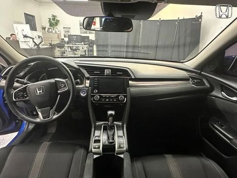 Used 2021 Honda Civic EX image 11