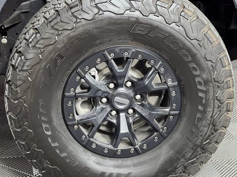 Used 2023 Ford F150 Raptor w/ Raptor 37 Performance Package AWD/4WD image 15
