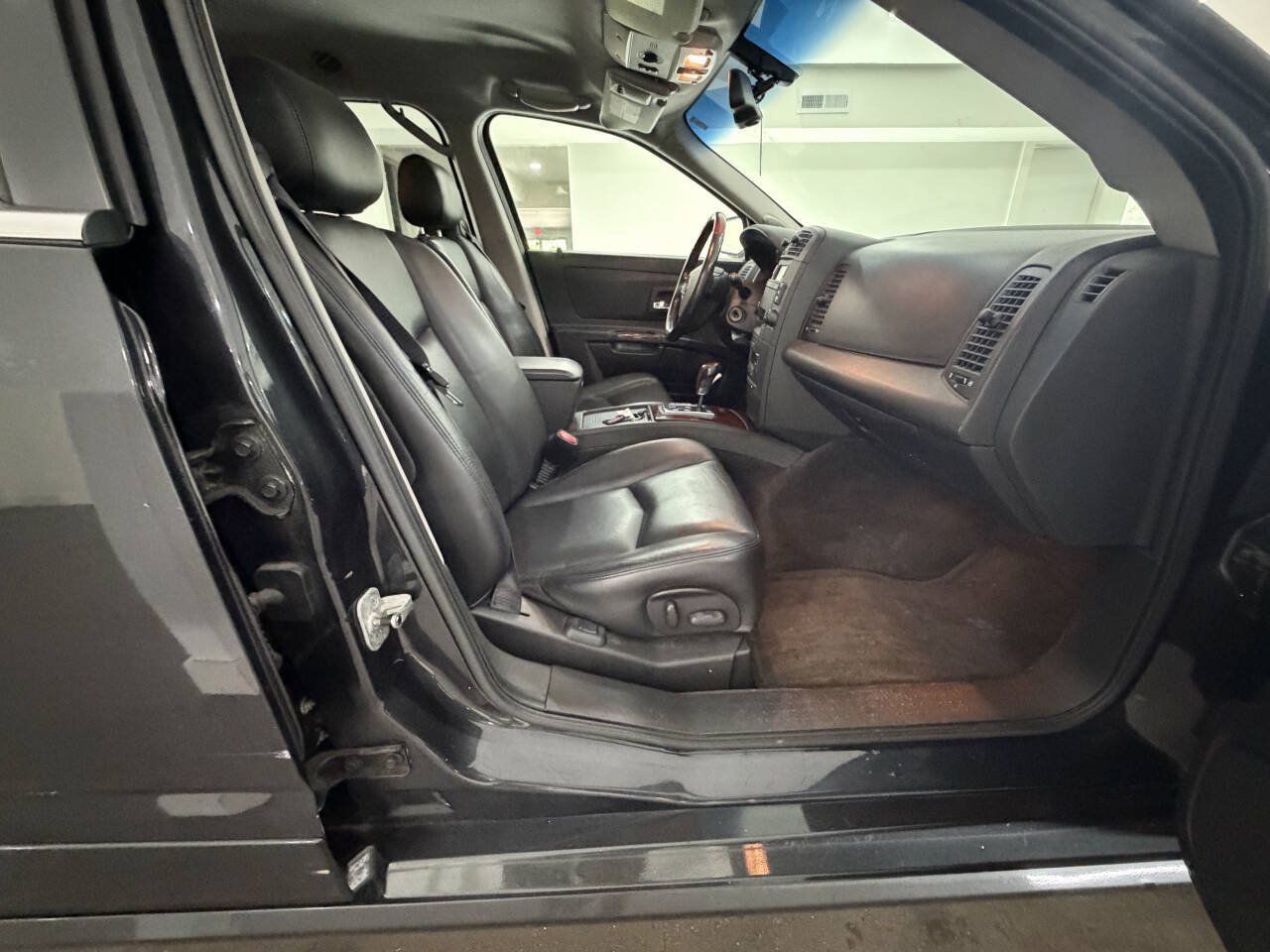 Used 2005 Cadillac SRX w/ Preferred Equipment Group AWD/4WD image 15
