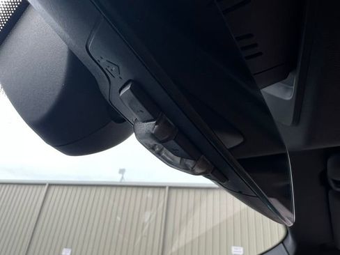 Used 2023 BMW 430i Convertible w/ M Sport Package image 24