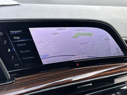 Used 2023 Cadillac Escalade Premium Luxury image 20