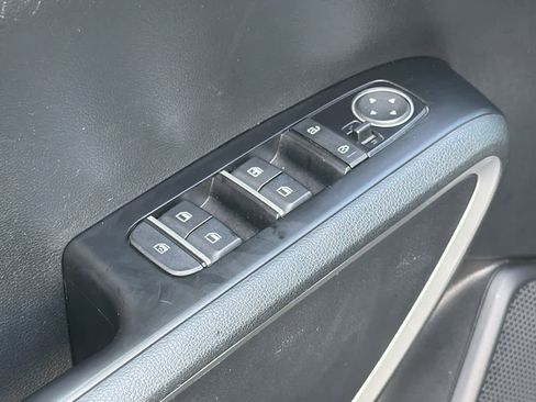 Used 2023 Kia Soul LX w/ LX Technology Package image 22