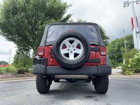 Used 2013 Jeep Wrangler Sport AWD/4WD image 7