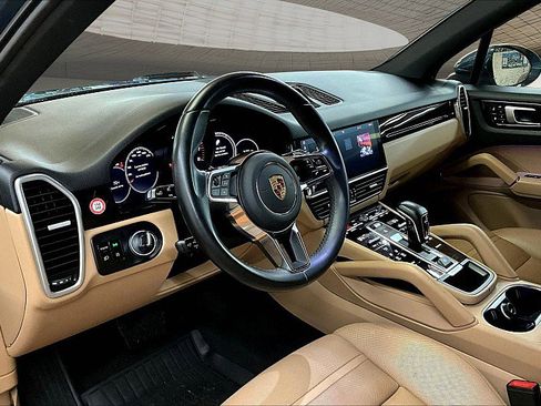 Used 2019 Porsche Cayenne image 13