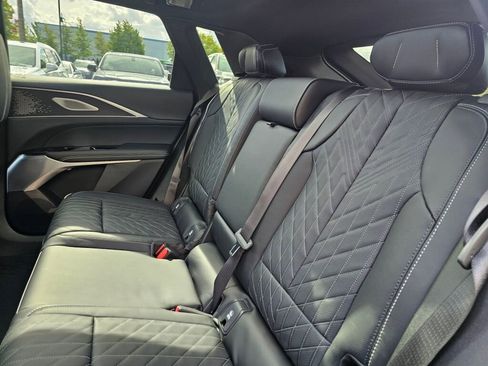 New 2026 Cadillac Lyriq V image 18