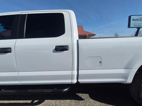 Used 2019 Ford F250 XL w/ Power Equipment Group image 11