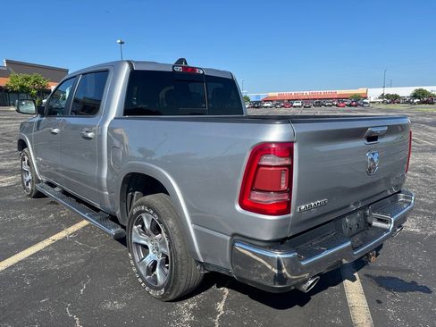 Used 2019 RAM 1500 Laramie AWD/4WD image 7