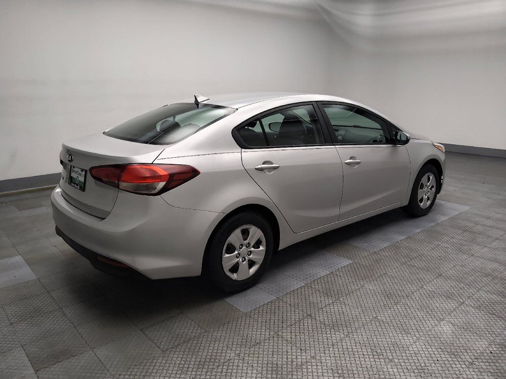 Used 2018 Kia Forte LX FWD image 10