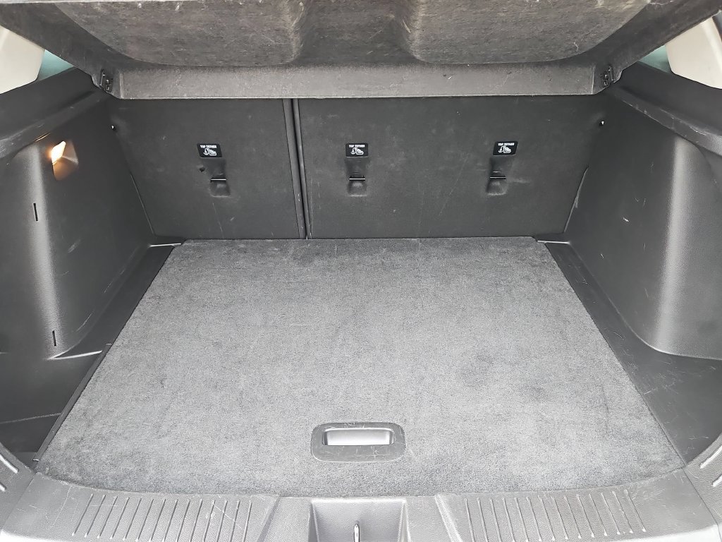 Used 2025 Chevrolet Trax LT w/ LT Convenience Package FWD image 29