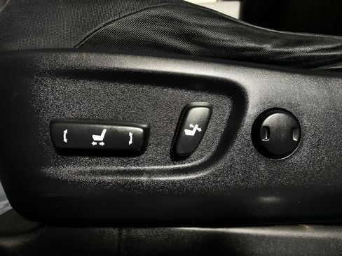 Used 2012 Toyota 4Runner SR5 RWD image 14