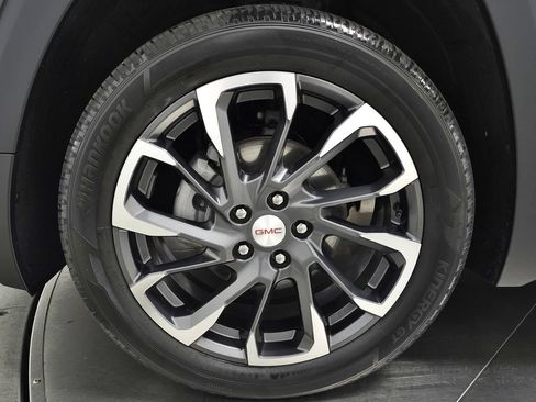 Used 2023 GMC Terrain SLT w/ Infotainment Package II AWD/4WD image 13