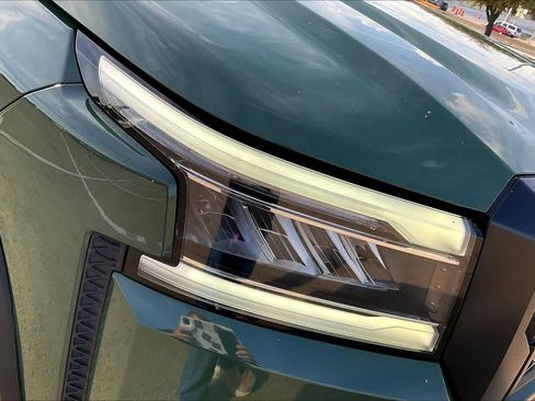 Used 2023 Nissan Frontier Pro-X image 30