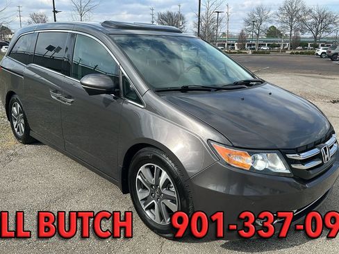Used 2014 Honda Odyssey Touring image 3