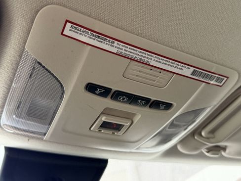 Used 2021 Toyota Corolla LE FWD image 19