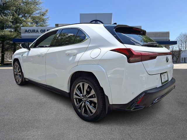 Used 2024 Lexus UX 250h F Sport AWD/4WD image 4