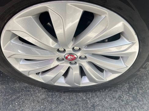 Used 2018 Jaguar E-PACE SE AWD/4WD image 8