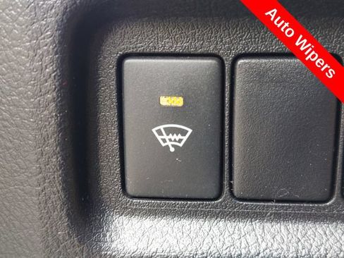 Used 2019 Toyota 4Runner SR5 AWD/4WD image 19