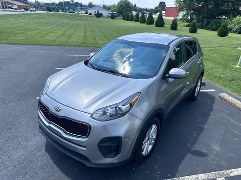 Used 2019 Kia Sportage LX FWD image 13
