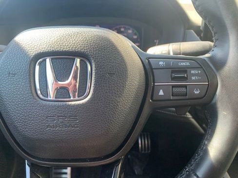 Used 2023 Honda Accord Sport image 10