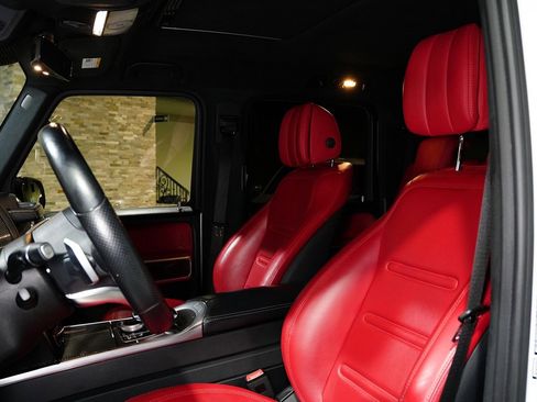 Used 2021 Mercedes-Benz G 550 image 12