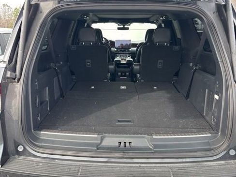 Used 2024 Lincoln Navigator L Reserve image 7