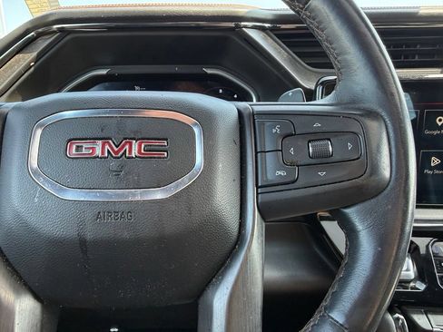 Used 2022 GMC Sierra 1500 AT4 w/ AT4 Preferred Package AWD/4WD image 11