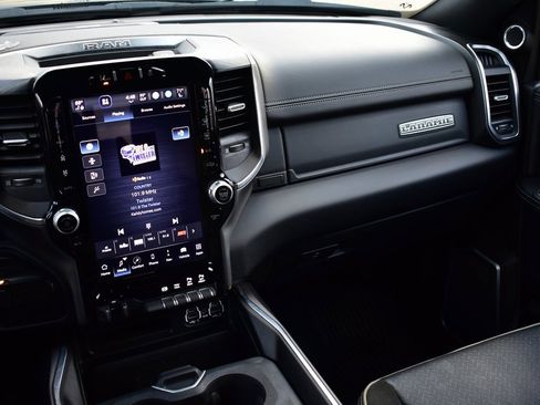 Used 2024 RAM 3500 Laramie w/ Night Edition image 30