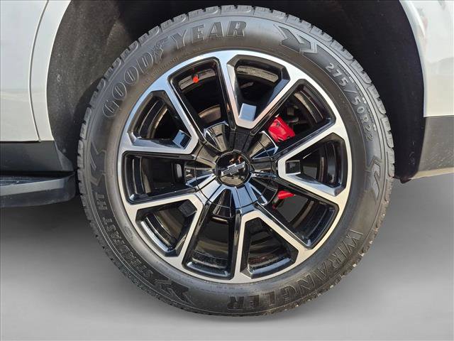 Used 2022 Chevrolet Tahoe RST w/ Luxury Package RWD image 12