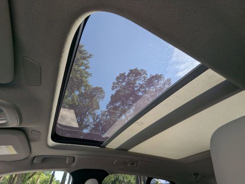 New 2026 Volvo XC40 B5 Plus w/ Protection Package Premier image 22