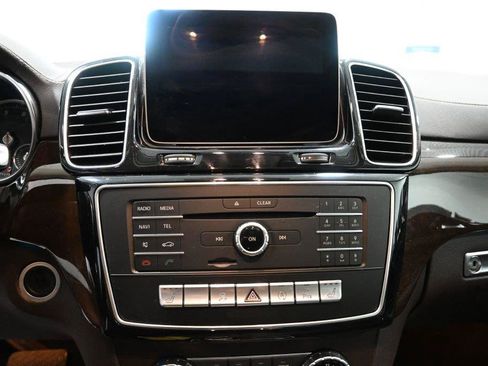 Used 2019 Mercedes-Benz GLS 450 4MATIC w/ Premium 1 Package image 24