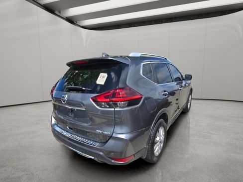 Used 2019 Nissan Rogue SV AWD/4WD image 9