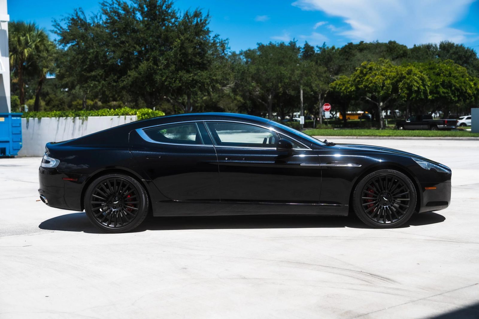 Used 2011 Aston Martin Rapide RWD image 4