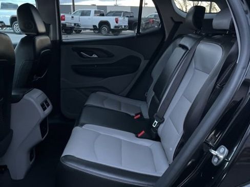 Used 2018 GMC Terrain SLT image 28