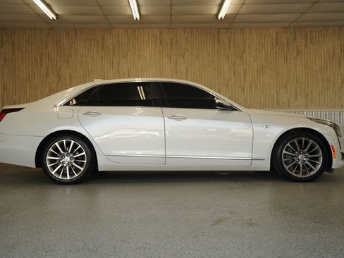 Used 2017 Cadillac CT6 Luxury AWD/4WD image 6