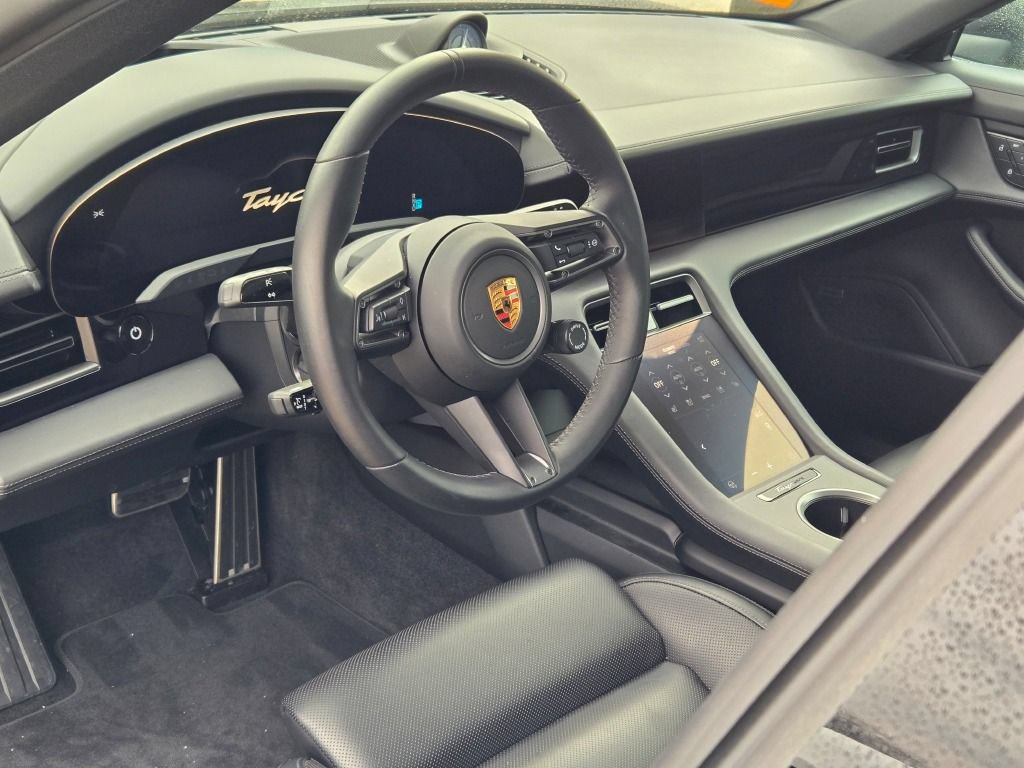 Certified 2025 Porsche Taycan RWD image 4
