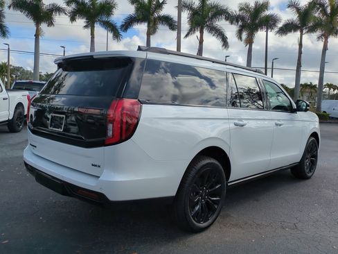 New 2025 Ford Expedition Max Platinum w/ Stealth Appearance Package image 4