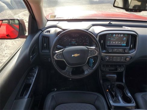 Used 2017 Chevrolet Colorado Z71 image 24