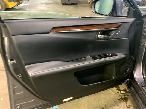 Used 2018 Lexus ES 350 image 21
