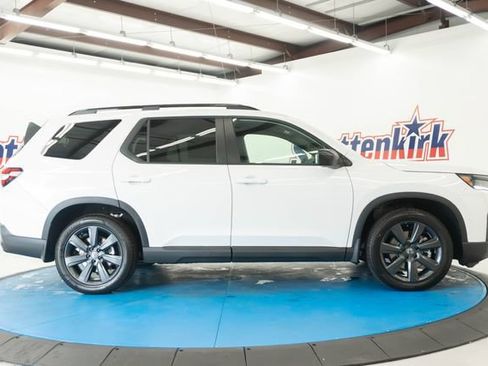 New 2026 Honda Pilot Sport image 29
