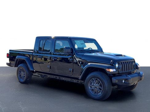 New 2025 Jeep Gladiator Sport image 5
