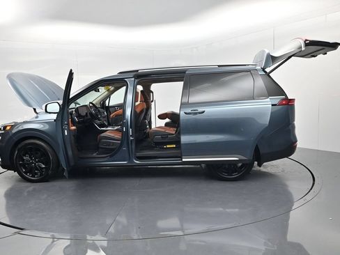 Used 2024 Kia Carnival SX Prestige FWD image 61