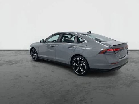 Certified 2023 Honda Accord Sport image 9