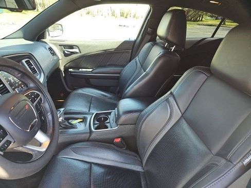 Used 2018 Dodge Charger GT image 27